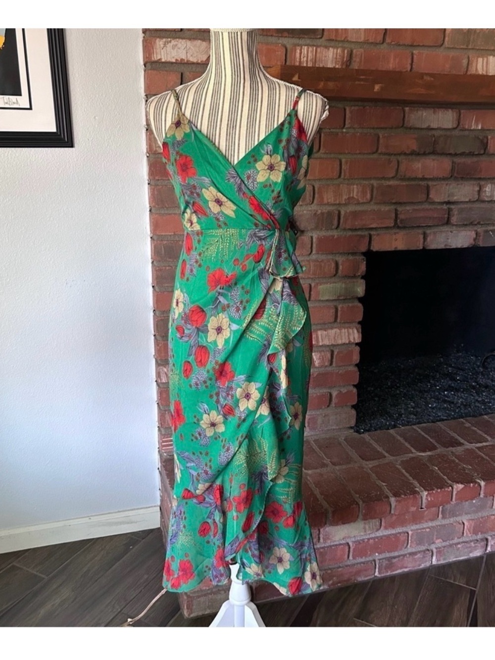 NWT Bardot Elle Hi Low Dress in Green Floral Sz 4